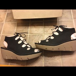 Clarks Artisan Nubuck Wedge - Clarene Grace